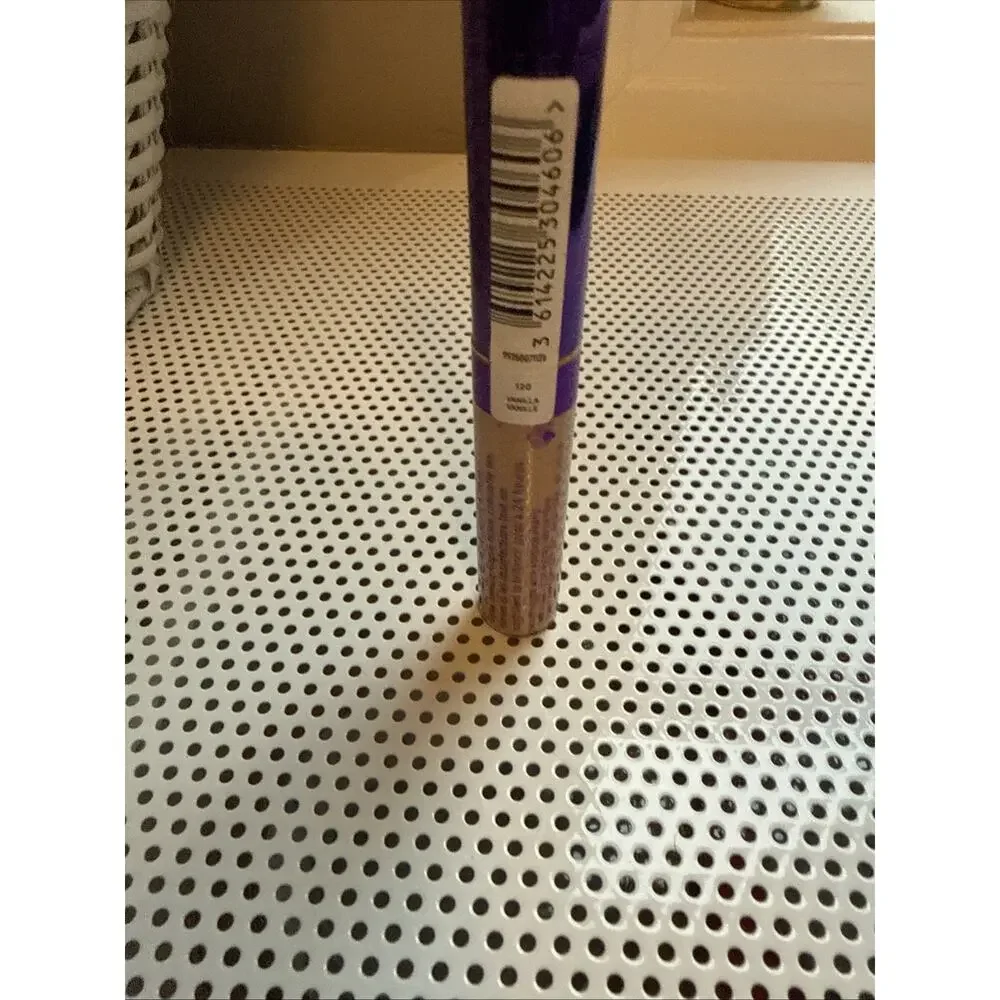 Rimmel London 120 Vanilla Stay Matte Concealer 0.23 fl oz Full coverage NEW